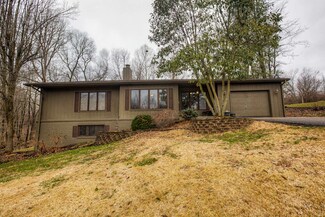 939 S Joy Ln, Santa Claus, IN 47579