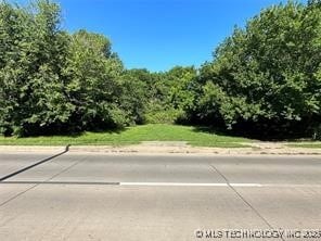 1016 N Wood Dr, Okmulgee, OK 74447