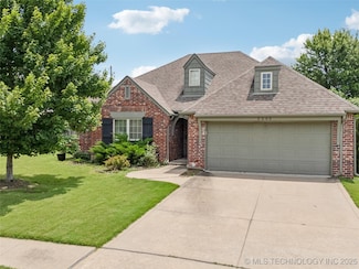 2505 S Willow Ave, Broken Arrow, OK 74012