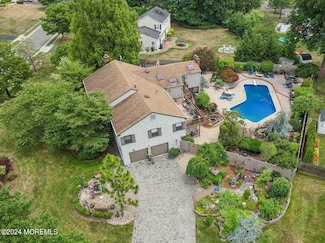 27 Spruce St, Freehold, NJ 07728