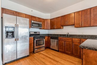125 43rd St Unit 903, Union City, NJ 07087