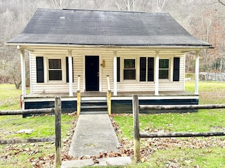 2342 Roda Rd, Appalachia, VA 24216