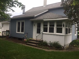 107 N West St, Milford, IN 46542