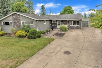 108 Susan Dr, Depew, NY 14043