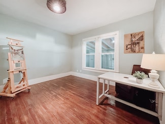 408 S Throckmorton Ave, Kerens, TX 75144