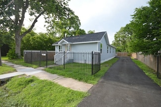 3007 Tuam St, Houston, TX 77004