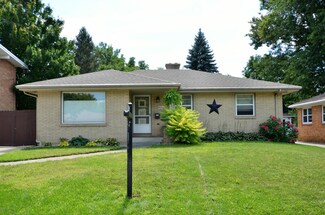 864 Arbor St NE, Grand Rapids, MI 49503