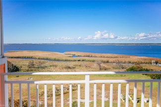 3738 Sandpiper Rd Unit 432B, Virginia Beach, VA 23456