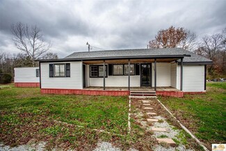 2762 Reese Hurt Rd, Edmonton, KY 42129