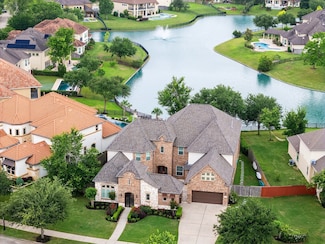 5618 Camden Springs Ln, Sugar Land, TX 77479