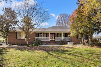 1360 Hoover Pike, Nicholasville, KY 40356