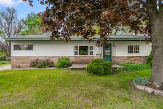 3189 Stratford Dr SW, Wyoming, MI 49509