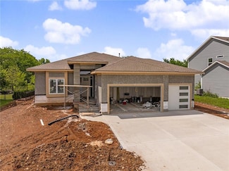 25041 W 142nd St, Olathe, KS 66061