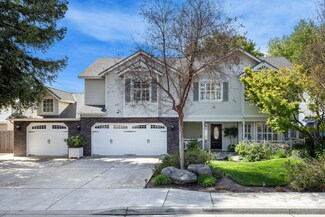 692 N Harvard Ave, Clovis, CA 93611