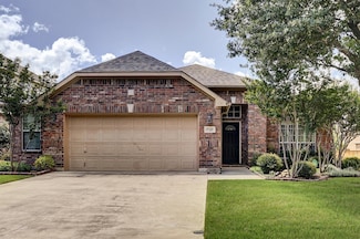 9749 Stripling Dr, Fort Worth, TX 76244