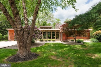319 Clarksville Rd, Princeton Junction, NJ 08550