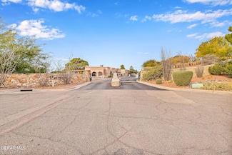 11268 Enid Wilson Ln, El Paso, TX 79936