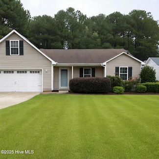 131 Marcil Ln, Hampstead, NC 28443