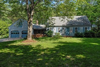 53 Governor Goodwin Rd, North Berwick, ME 03906