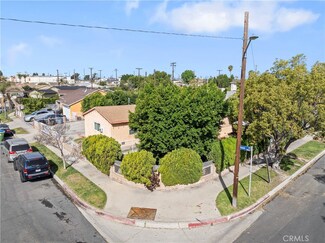 7735 Lemp Ave, North Hollywood, CA 91605