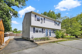 594 Dix St Unit 2, Manchester, NH 03103