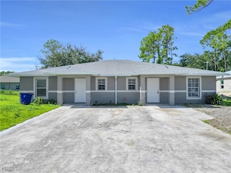4635 27th St SW, Lehigh Acres, FL 33973
