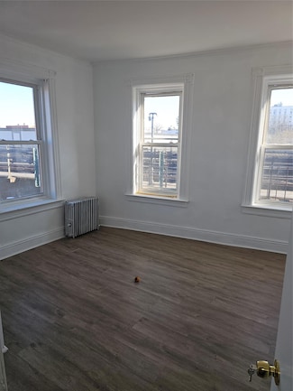 176 Barbey St, Brooklyn, NY 11207