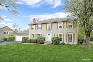 466 Carrol Gate Rd, Wheaton, IL 60189