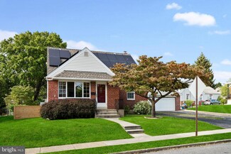 1919 Armstrong Ave, Morton, PA 19070