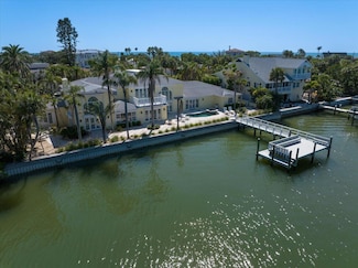 1021 Bay Esplanade, Clearwater Beach, FL 33767