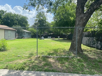618 S San Gabriel Ave, San Antonio, TX 78237