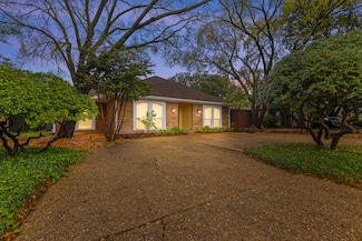 16707 Rustic Meadows Dr, Dallas, TX 75248