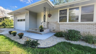 7961 59th Ave N, New Hope, MN 55428