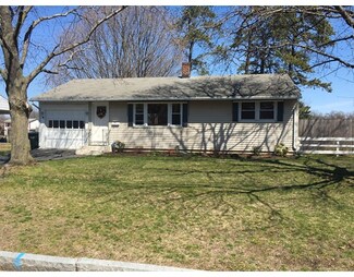 73 Wakefield St, Indian Orchard, MA 01151