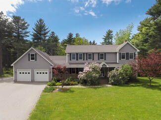 3 W Ledge Ln, Mount Desert, ME 04660
