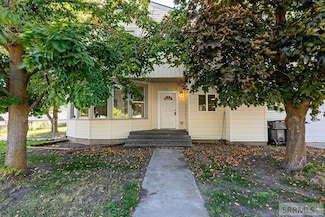 106 Center St, McCammon, ID 83250