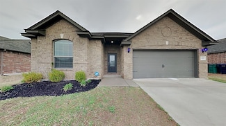 3300 Brookstone Lakes Dr, Yukon, OK 73099