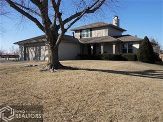302 W Randall Rd, Carroll, IA 51401