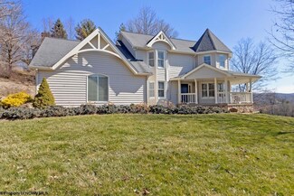 3134 N Greystone Dr, Morgantown, WV 26508
