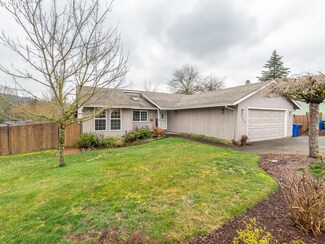 1610 SW 4th St, Gresham, OR 97080