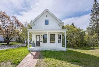 30 W Kidder St, Portland, ME 04103