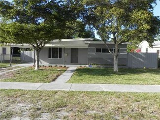 1095 NE 144th St, North Miami, FL 33161