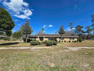 501 Mcrae St, Atmore, AL 36502