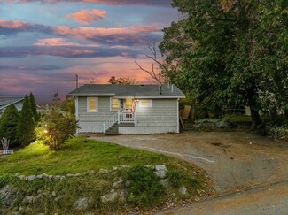 14 Overlook Rd, East Weymouth, MA 02189