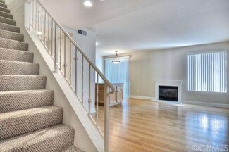 7124 Farralone Ave Unit 105, Canoga Park, CA 91303