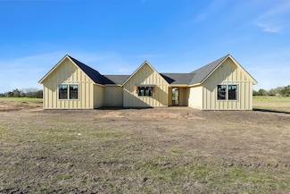 4858 Independence Trail, Burton, TX 77835