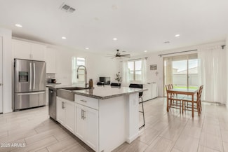 17729 W Fetlock Trail, Surprise, AZ 85387