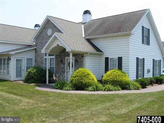 2176 Bayberry Ln Unit 2176, York, PA 17403