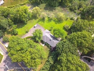 41 Seven Bridges Rd, Little Silver, NJ 07739