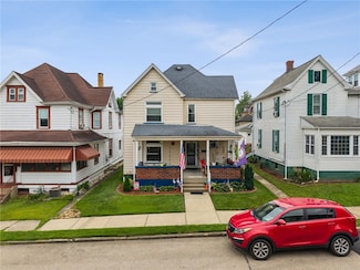 332 S Chestnut St, Scottdale, PA 15683
